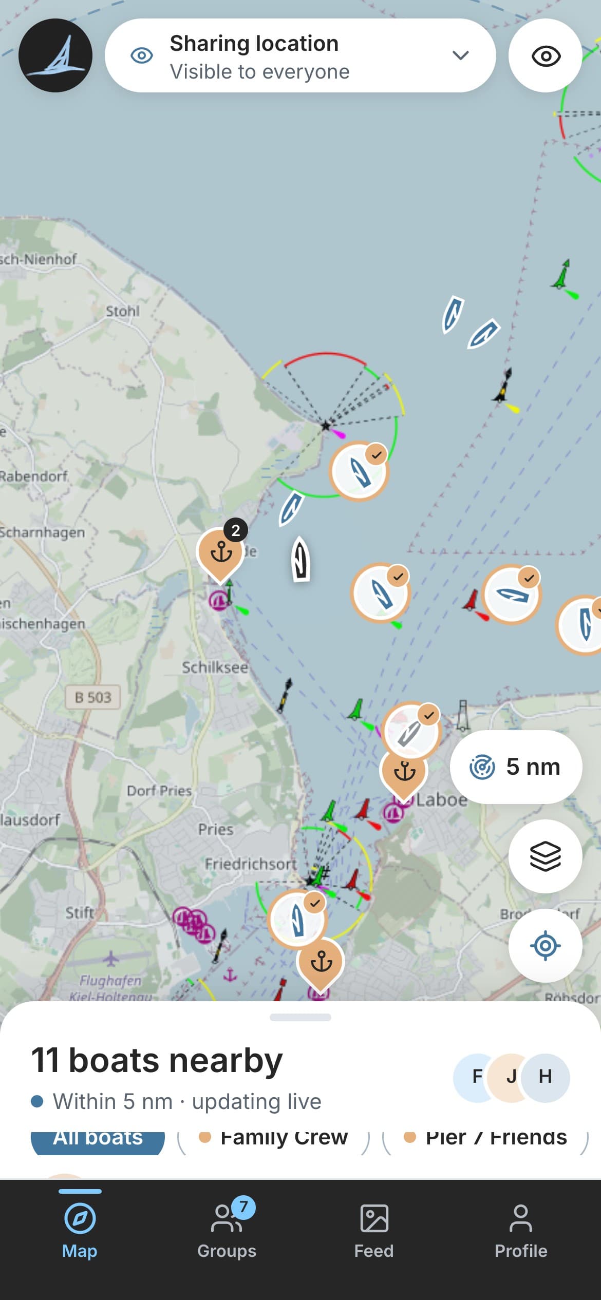 The WayMate map near Kiel with nearby boats, marinas and sea marks